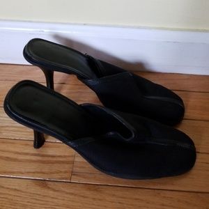 Slip on heeled mule canvas fabric